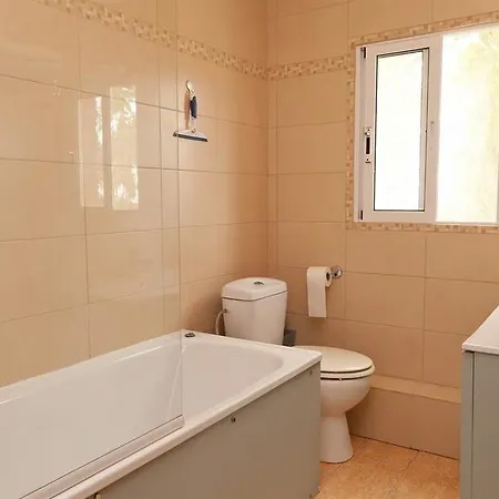 Colina Villa *