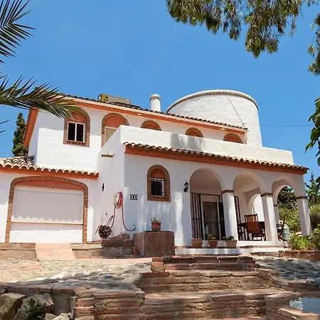 Colina Villa *